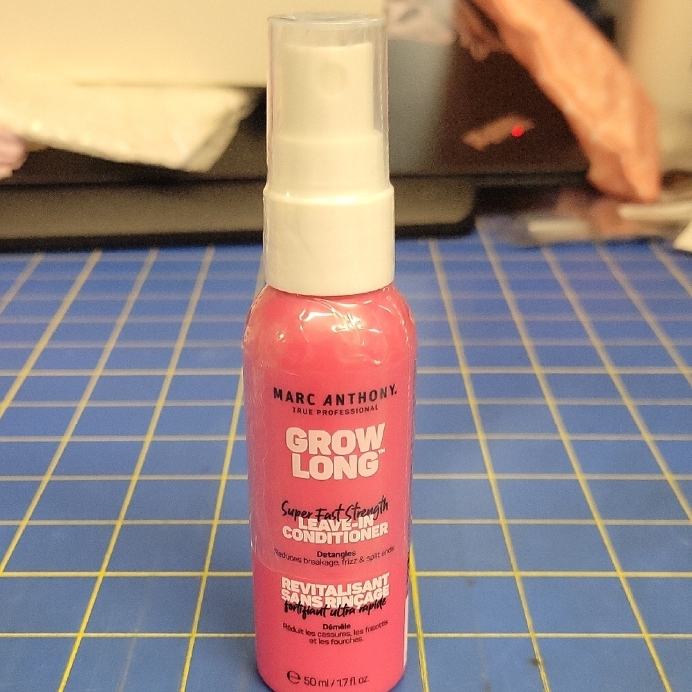 Marc Anthony Grow Long Leave-In Conditioner - Pink 50ml Spray Bottle